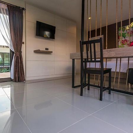 Bua Tara Resort Nong Prue Bagian luar foto