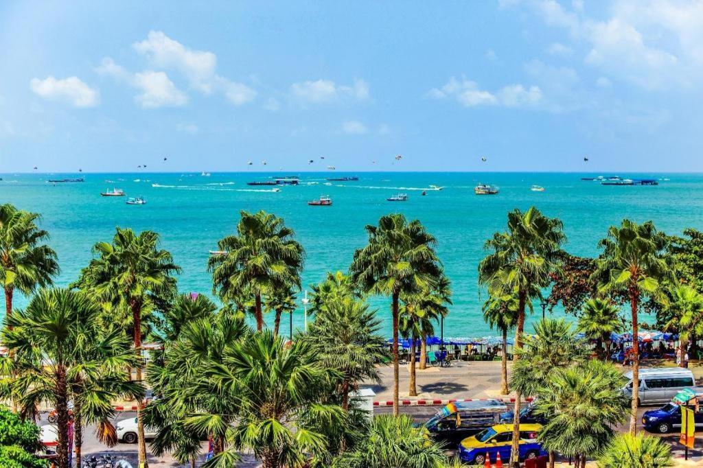 Bua Tara Resort Nong Prue Bagian luar foto