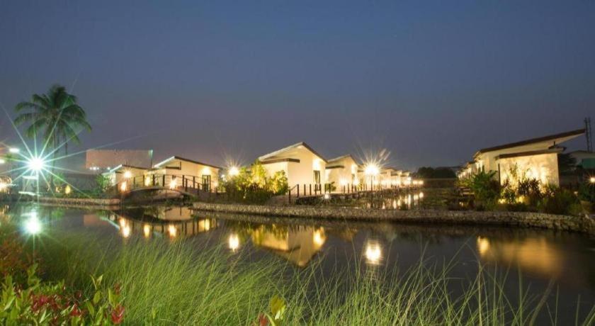 Bua Tara Resort Nong Prue Bagian luar foto